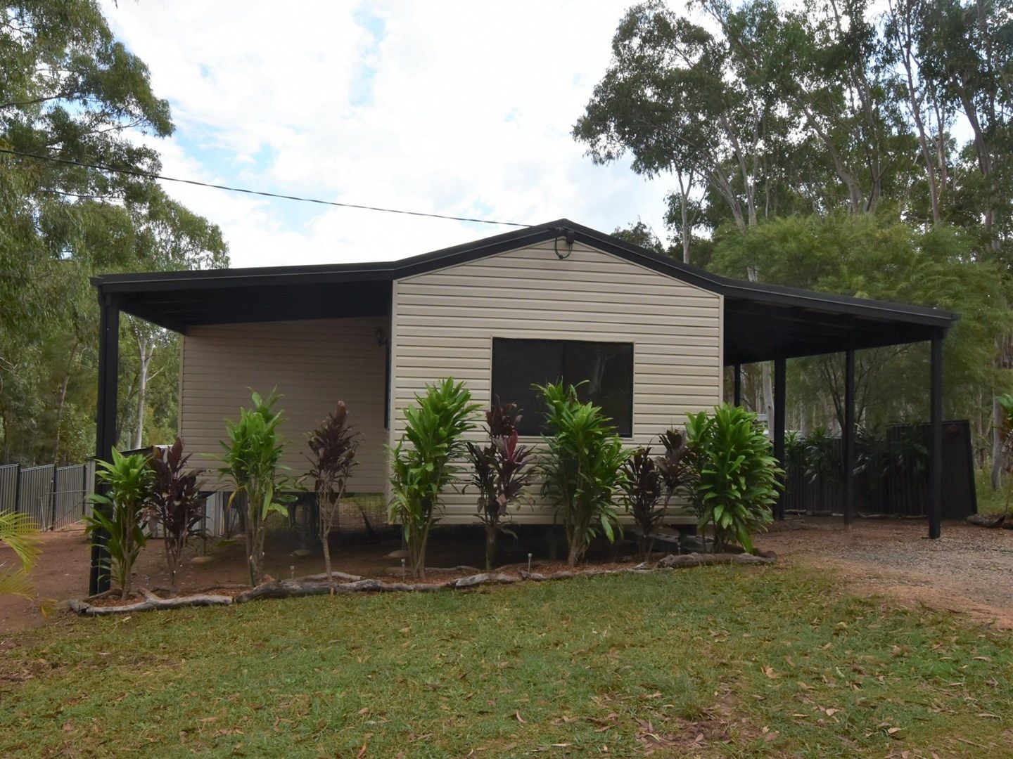 17 Amber Avenue, Russell Island QLD 4184