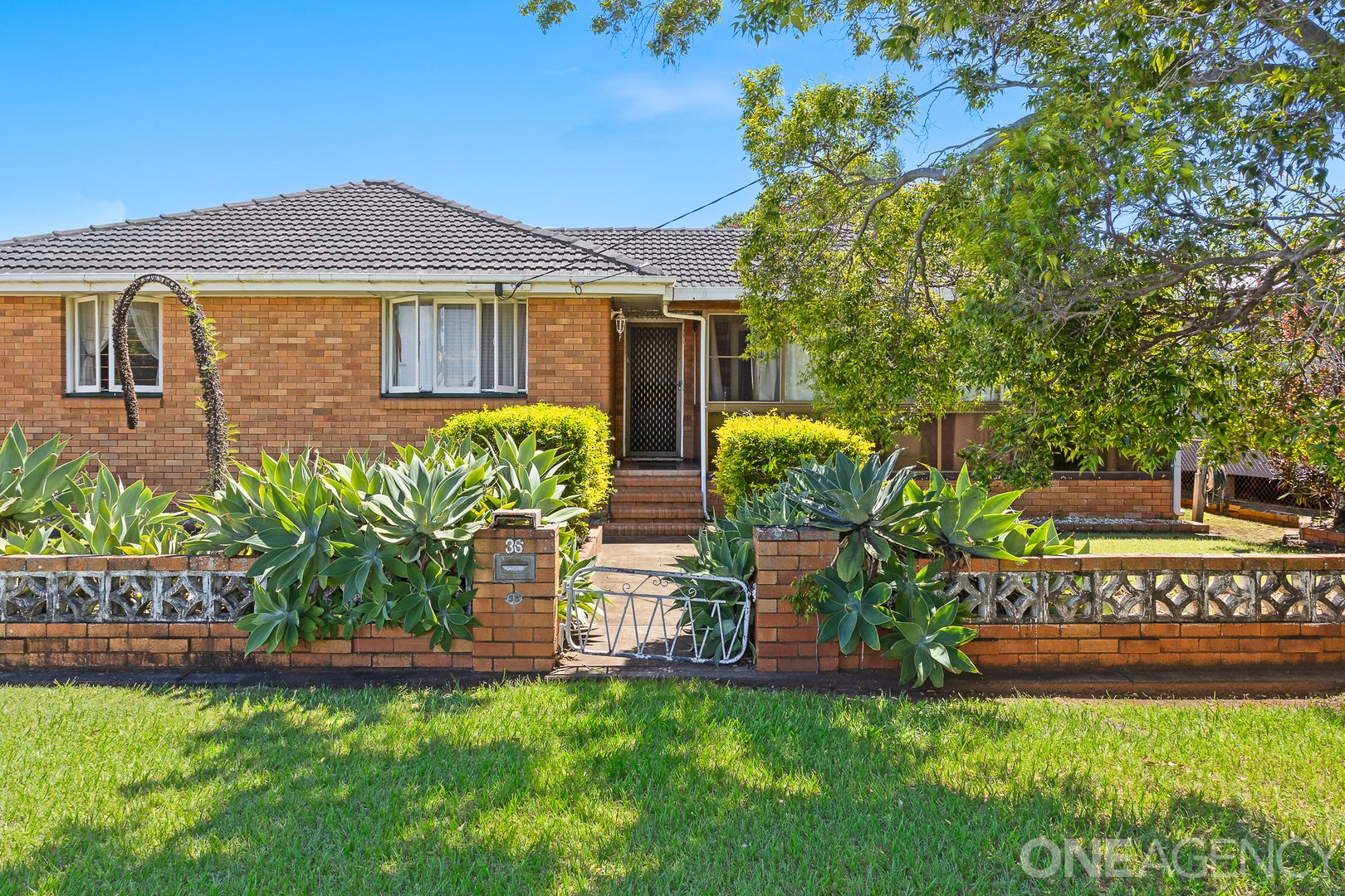 36 Dodds Street, Margate QLD 4019, Image 2