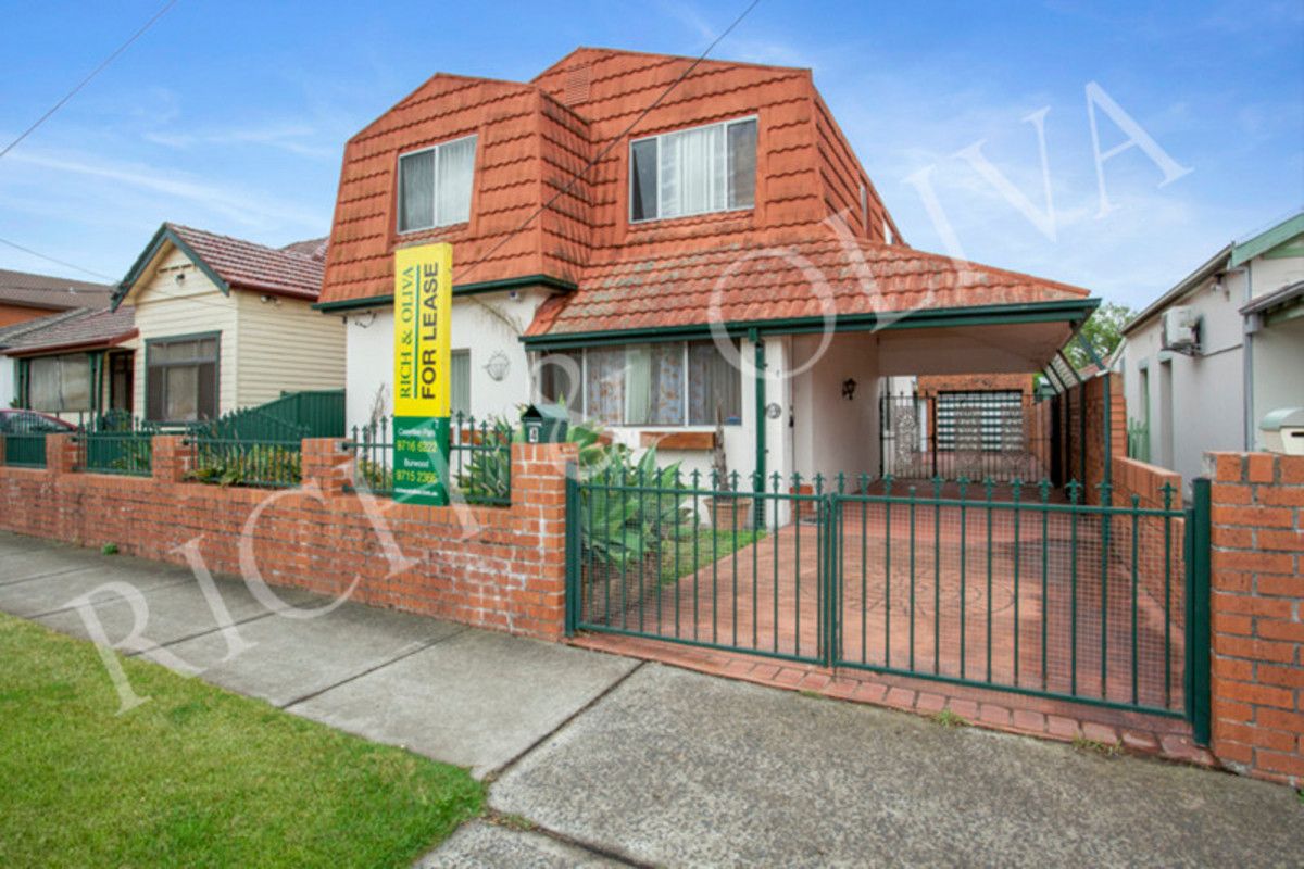 4 Linthorn Avenue, Croydon Park NSW 2133, Image 0