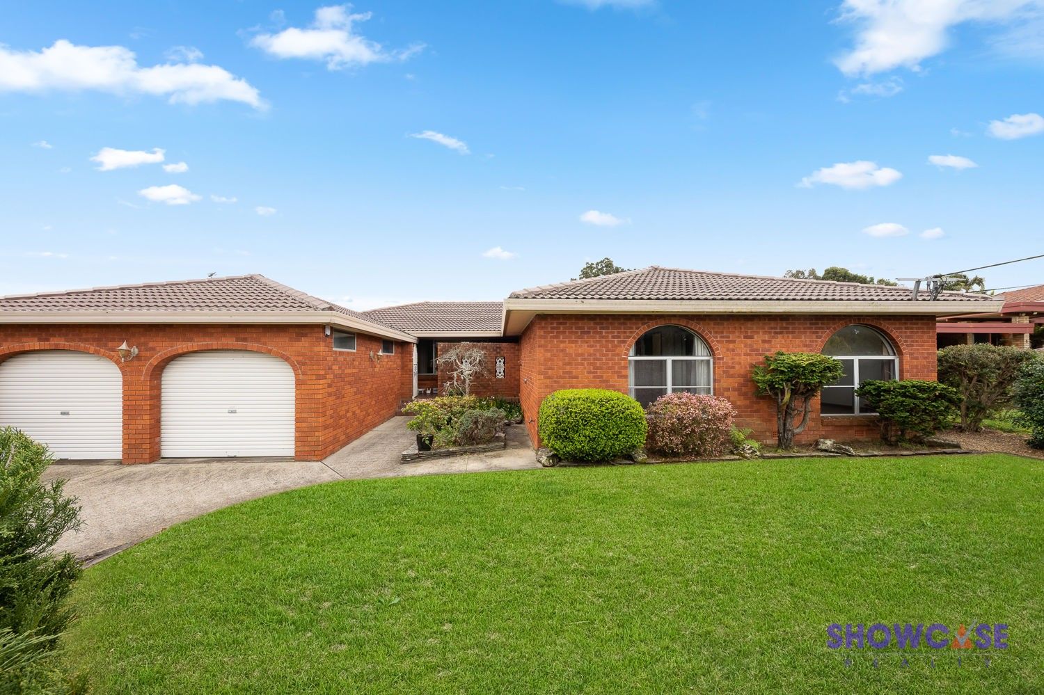 4 bedrooms House in 6 Pepperina Place CARLINGFORD NSW, 2118