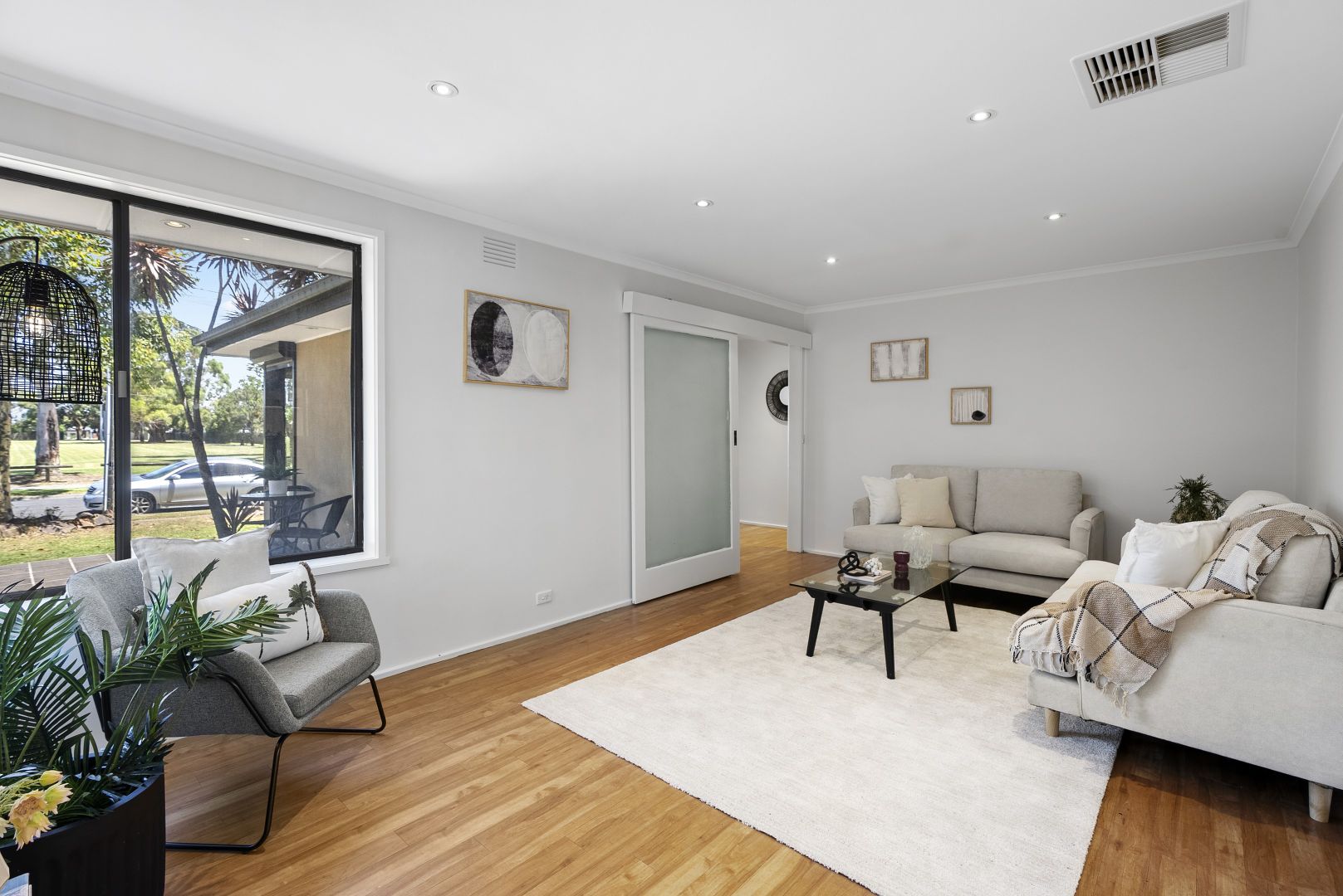 1/5 Benedikt Court, Scoresby VIC 3179, Image 2