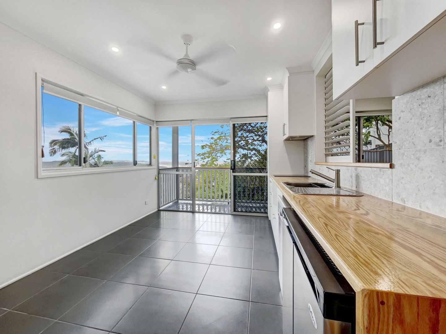 1 bedrooms Apartment / Unit / Flat in 9B Greenoaks Drive COOLUM BEACH QLD, 4573