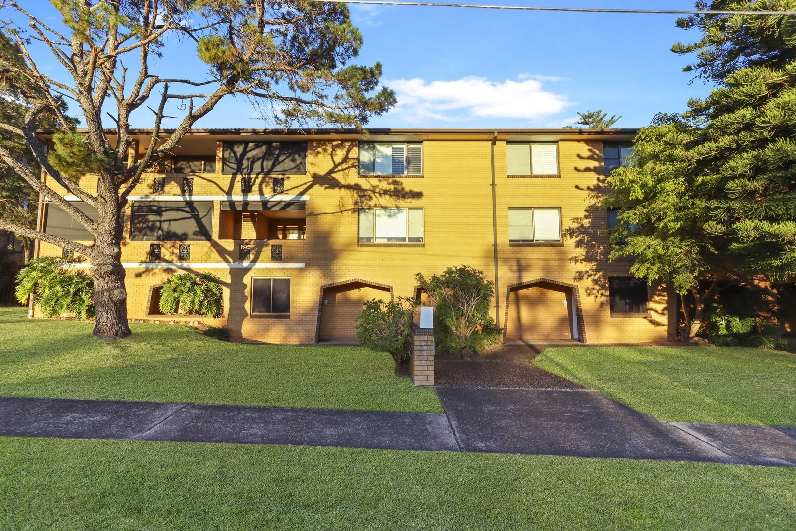 8/8-12 Taren Road, Caringbah NSW 2229