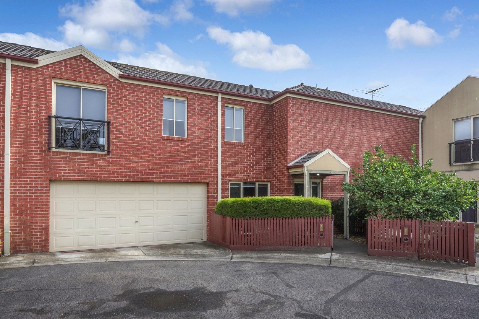 4 bedrooms Townhouse in 6/27 Marnoo Street BRAYBROOK VIC, 3019