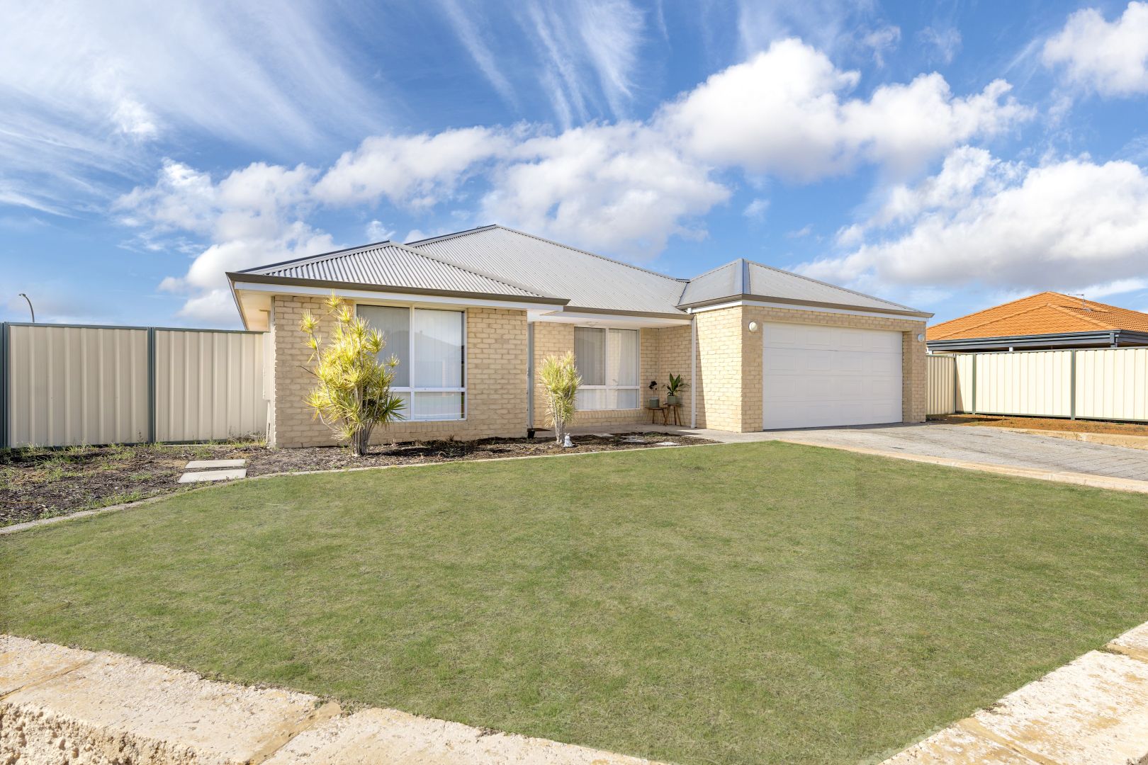 16 Castlefin Road, Utakarra WA 6530, Image 1