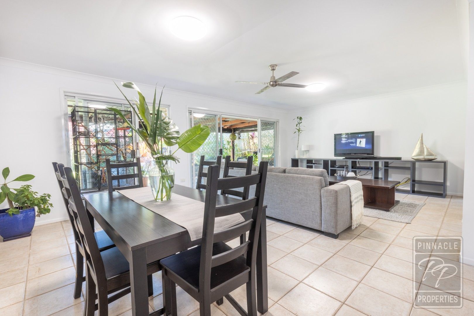 10 Robusta Place, Forest Lake QLD 4078, Image 0