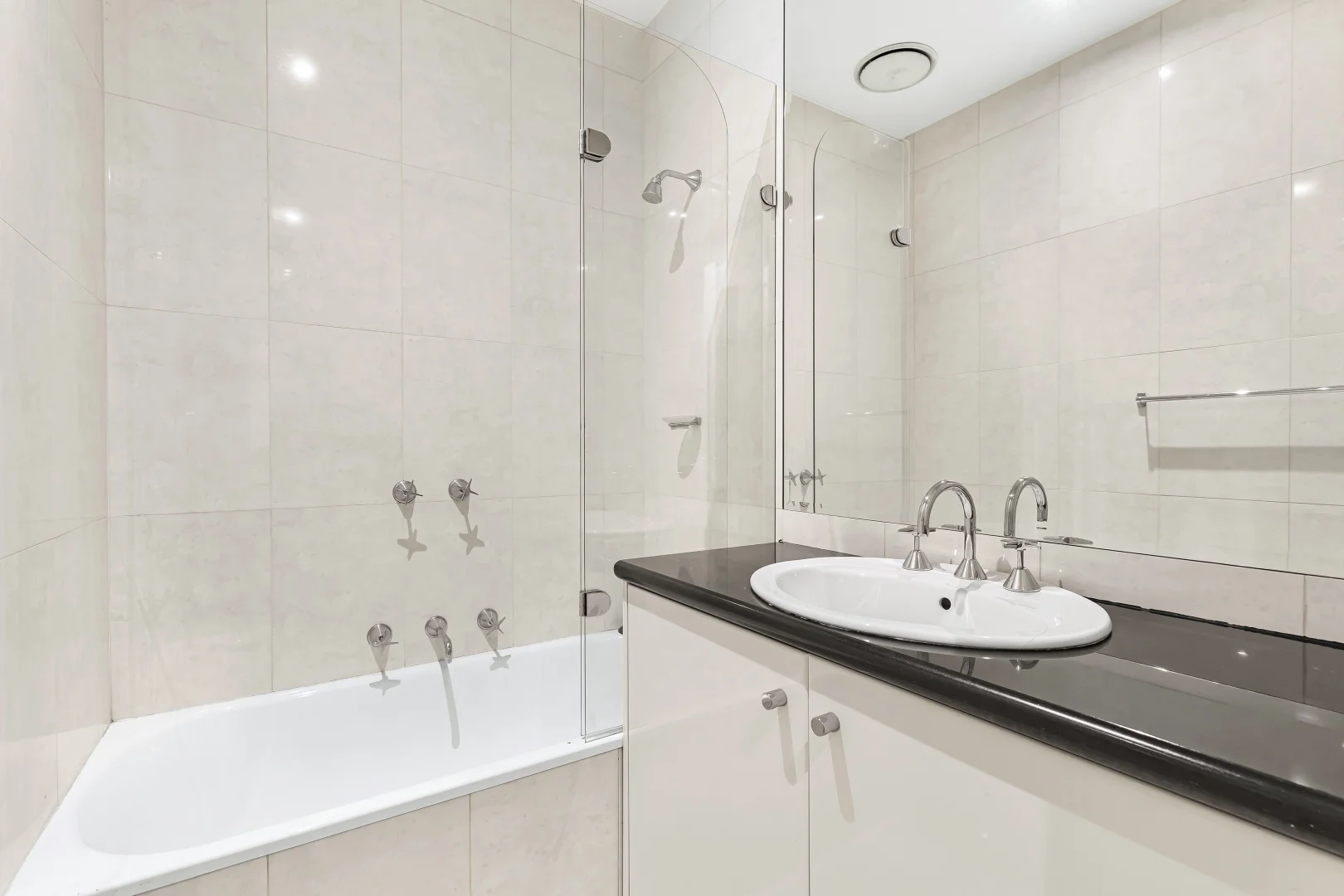 Additional image 7 of 3/676 Toorak Road, Malvern VIC 3144