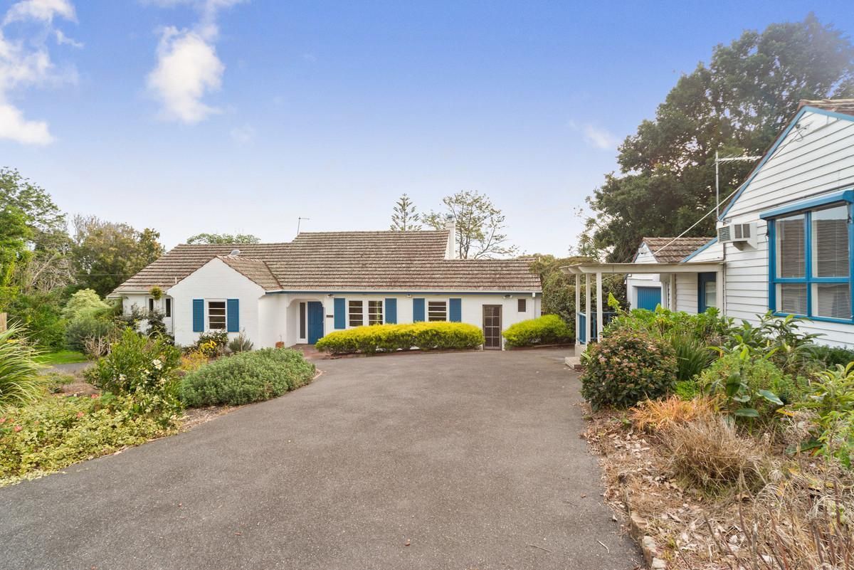 98100 Kars Street, Frankston South Property History & Address