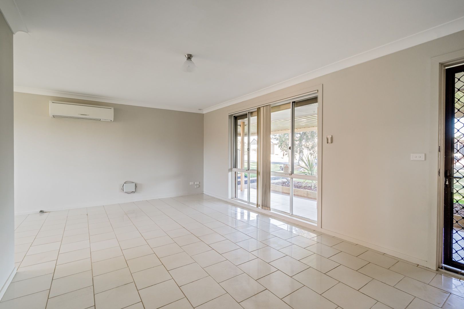 4 Jackson Place, Dubbo NSW 2830, Image 2