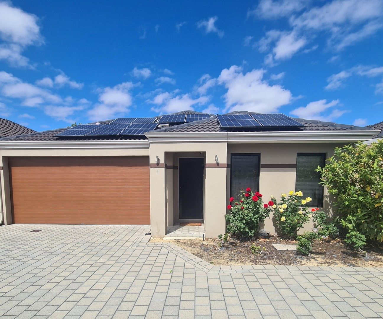 3 bedrooms Villa in 2/214 Wharf Street QUEENS PARK WA, 6107