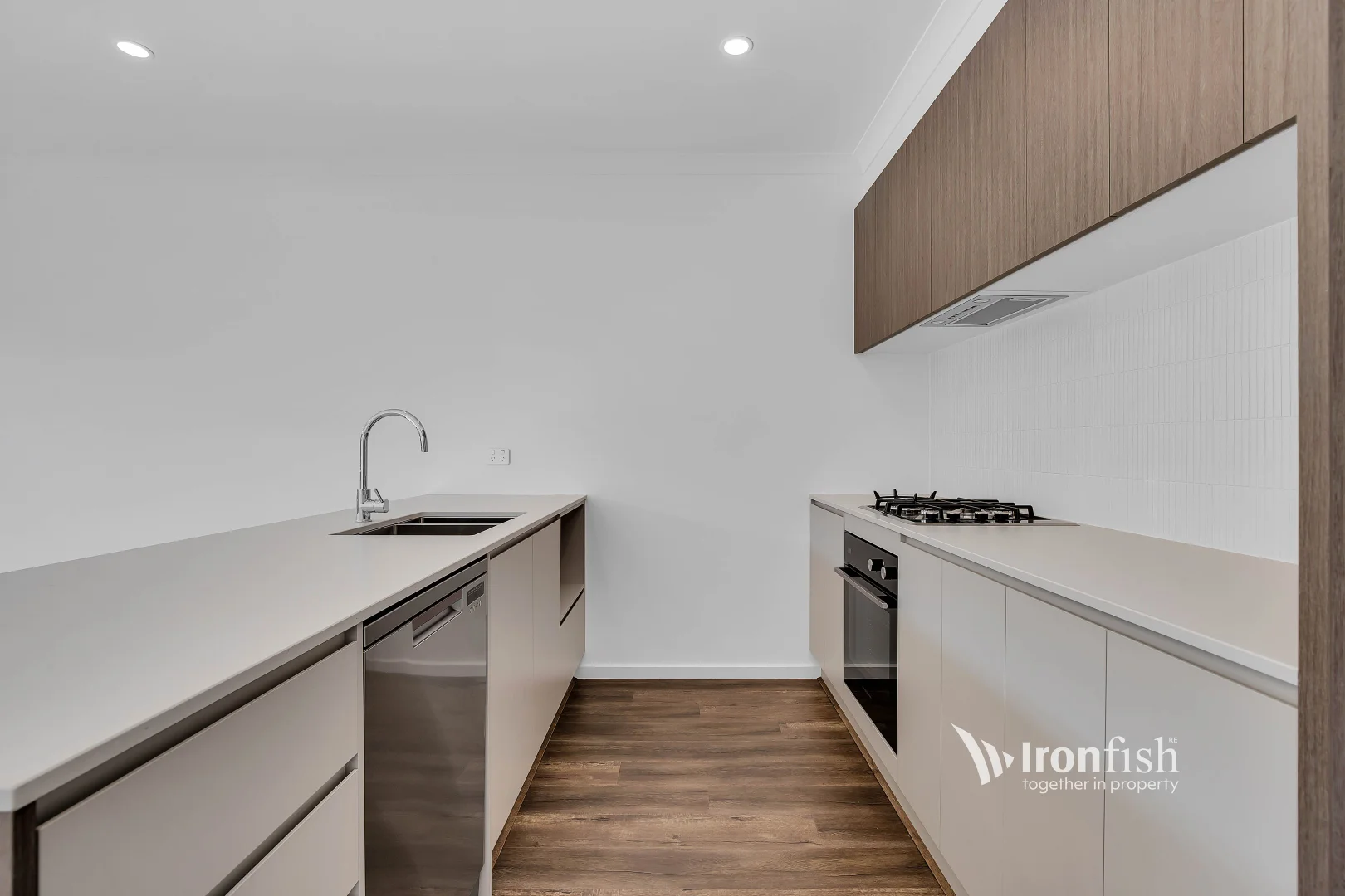 Additional image 2 of 164 Central Parkway, Cranbourne West VIC 3977