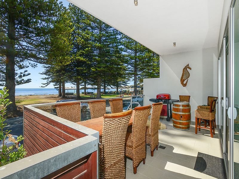 3/2 Flinders Parade, Victor Harbor SA 5211, Image 0