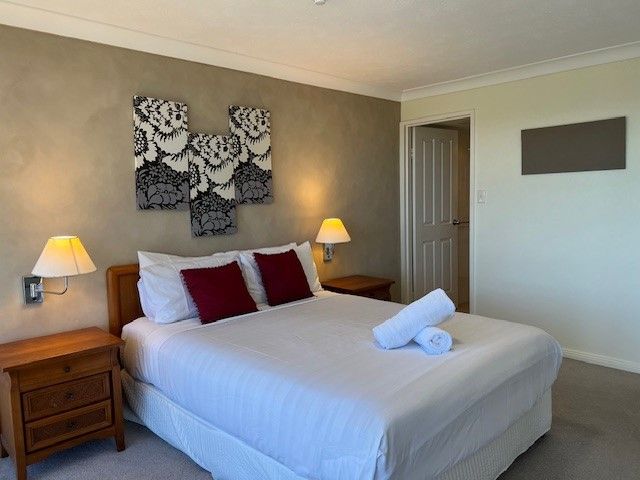 2 bedrooms Apartment / Unit / Flat in 2604/28 Northcliffe Tce SURFERS PARADISE QLD, 4217