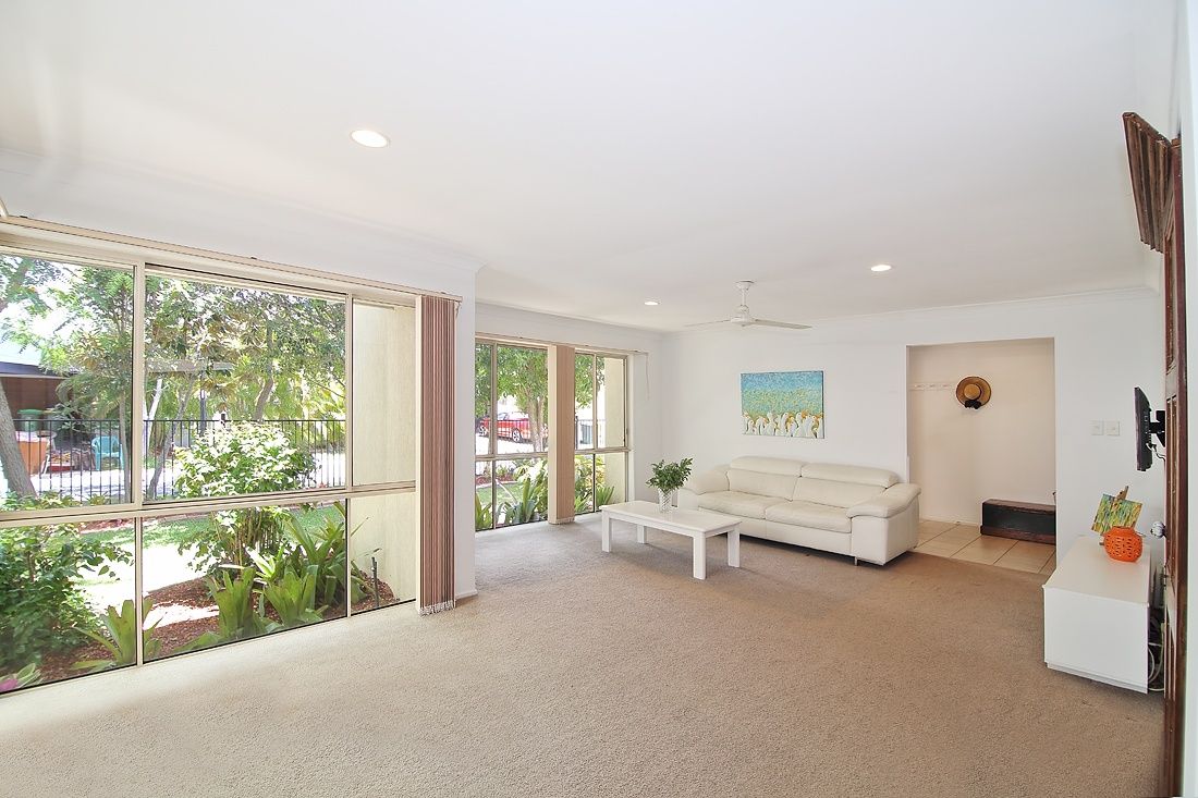 5 Lakes Circuit, Burleigh Waters QLD 4220, Image 1