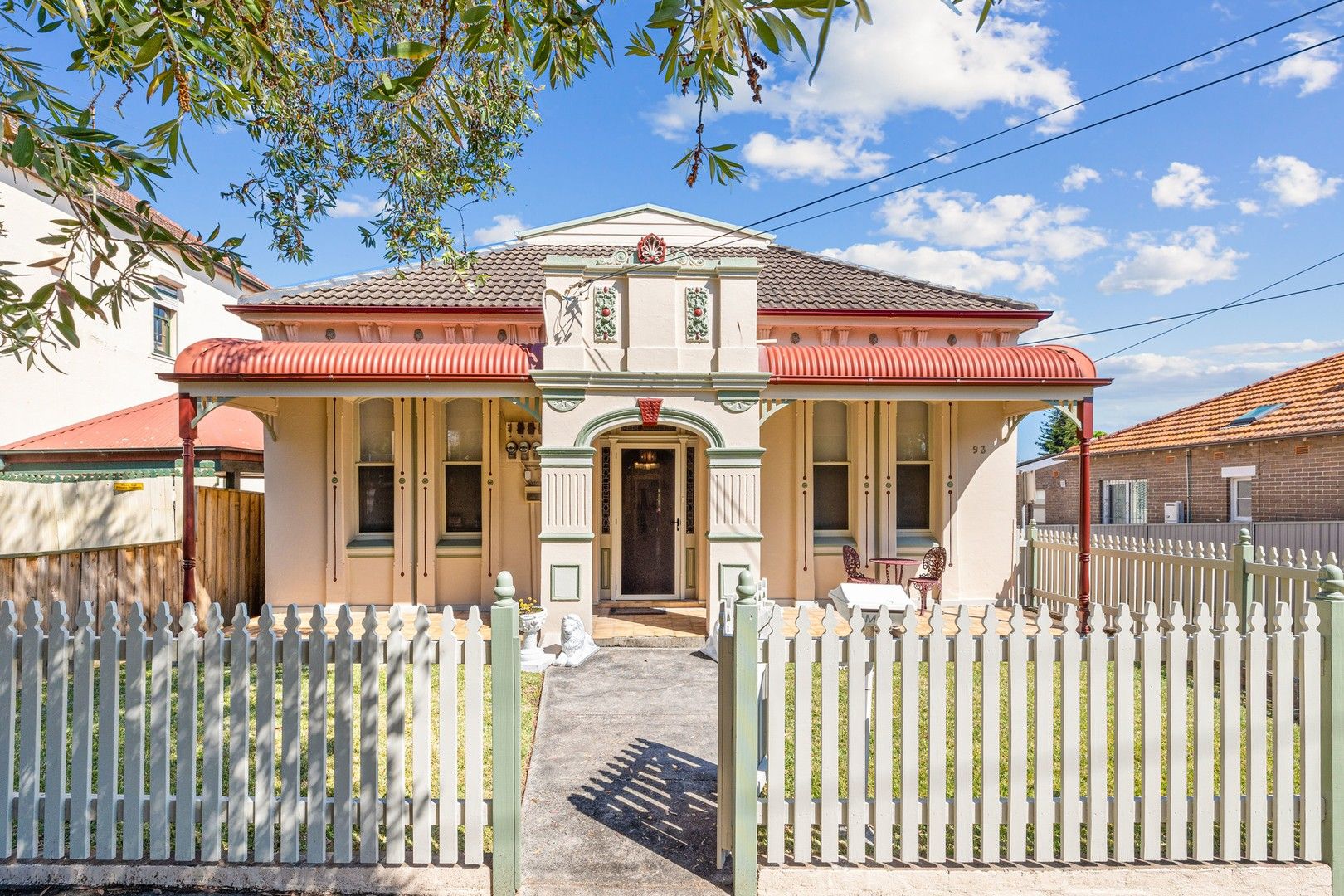 5 bedrooms House in 93 Holden Street ASHFIELD NSW, 2131