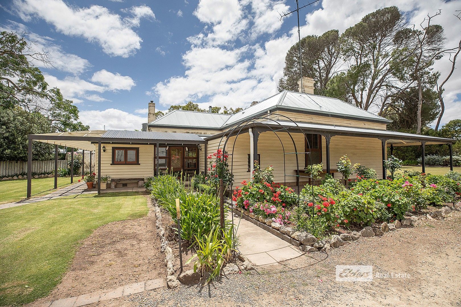 17 COOEE ROAD, Kybybolite SA 5262, Image 0