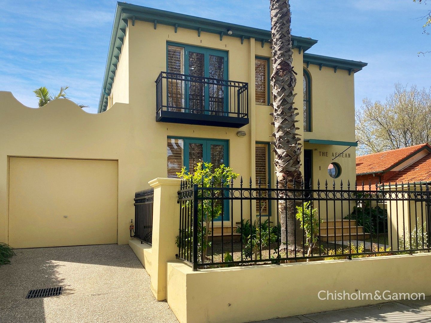 3 bedrooms Townhouse in 1/122 Mitford Street ELWOOD VIC, 3184