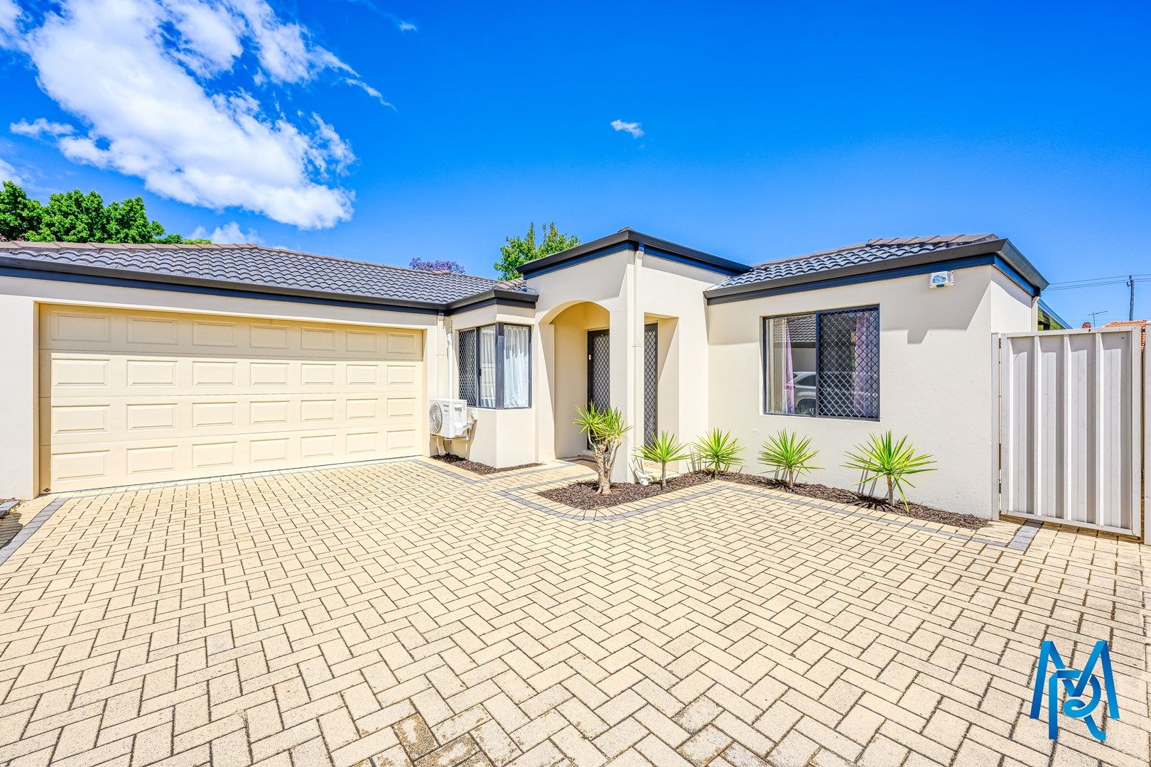 4/8 Brinkley Street, Cannington WA 6107, Image 0