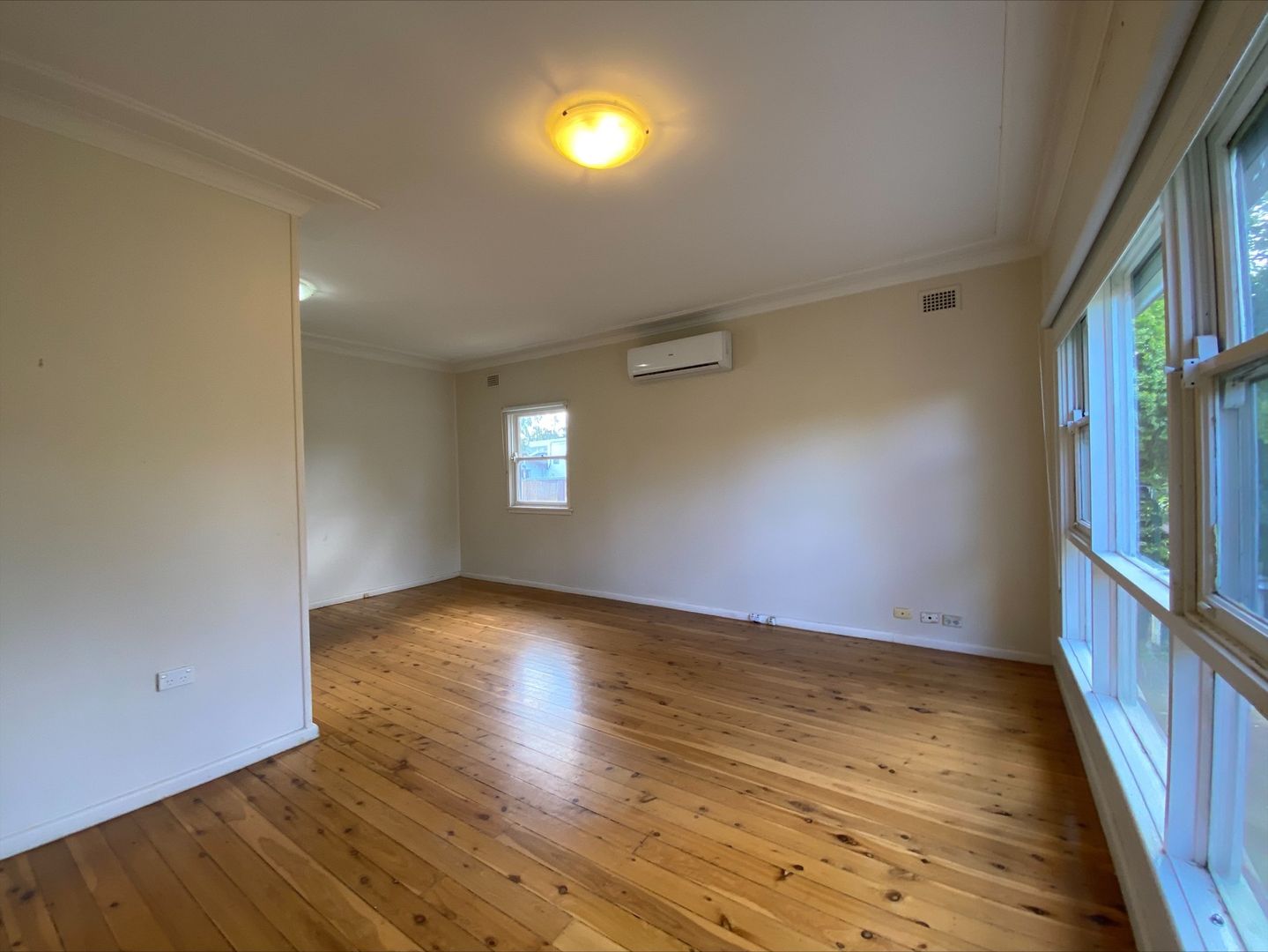 32 Woodview Rd, Oxley Park NSW 2760 House For Rent Domain