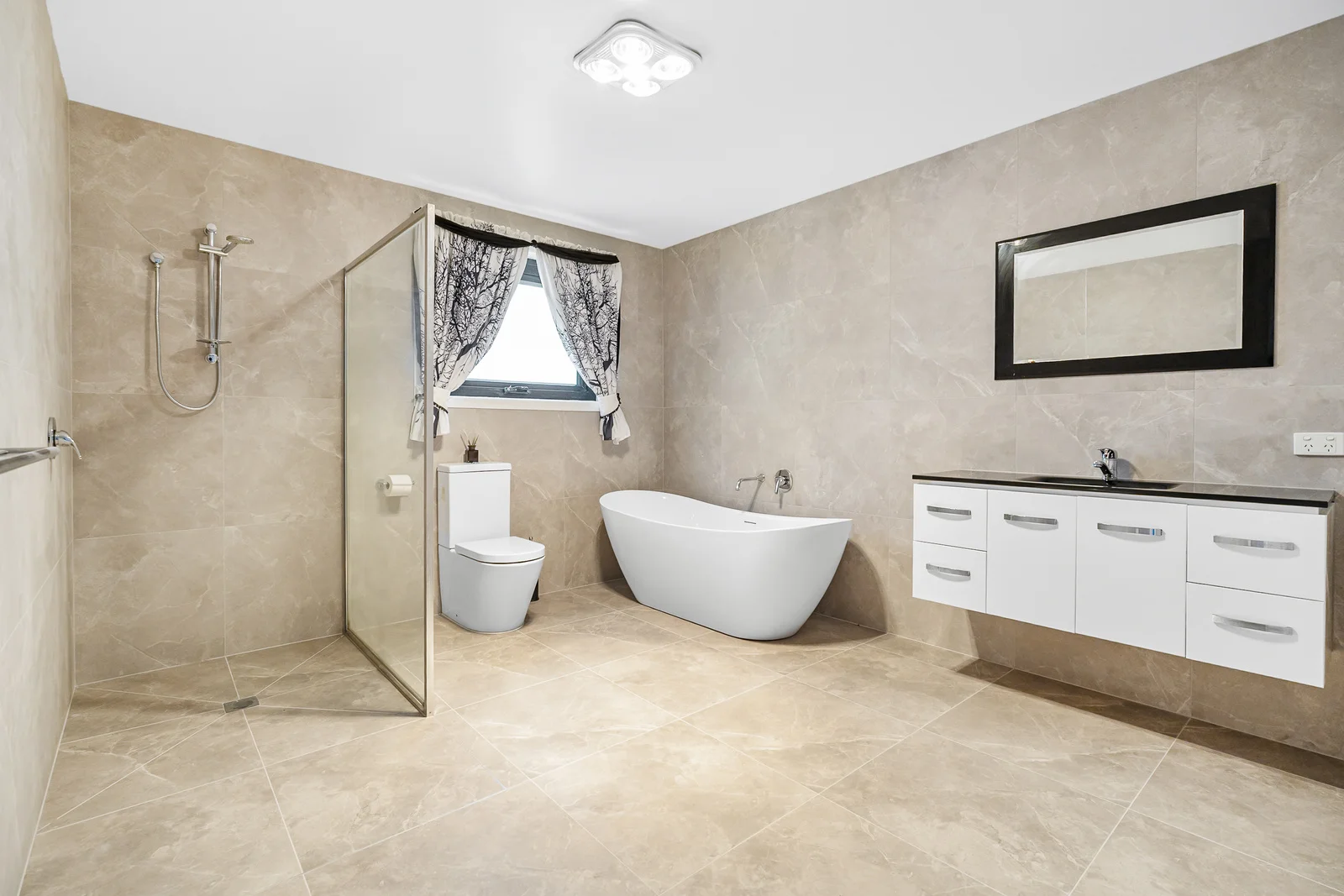 Additional image 8 of Kingston TAS 7050