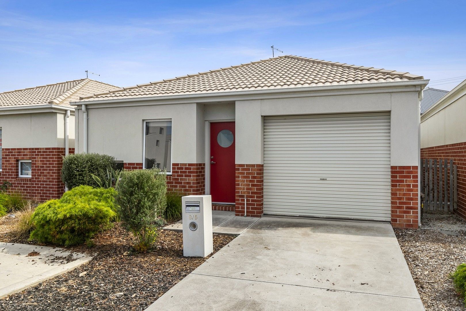 8/5 Oxford Street, Whittington VIC 3219, Image 0