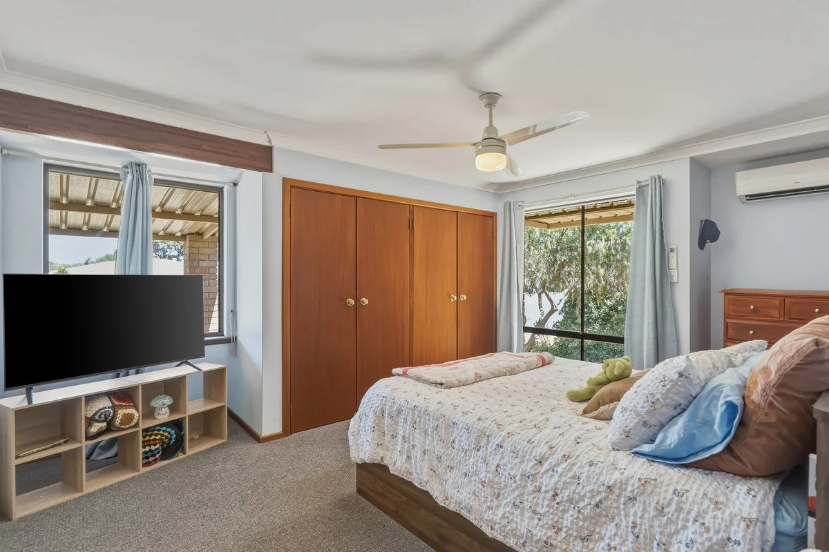 Additional image 24 of 1 Yukon Close, Greenfields WA 6210