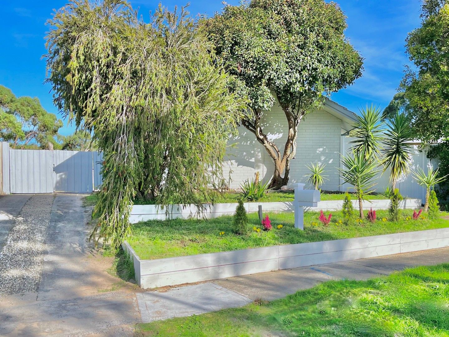 4 bedrooms House in 1/3 Tilia Court FRANKSTON NORTH VIC, 3200