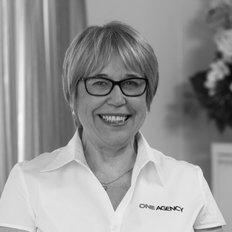 Marilyn Hermet, Sales representative