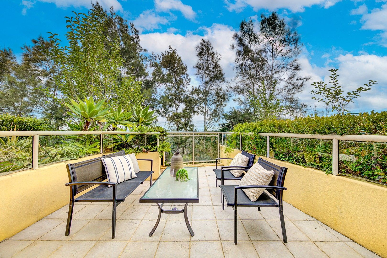 2 bedrooms Apartment / Unit / Flat in 11/1160-1166 Pacific Highway PYMBLE NSW, 2073