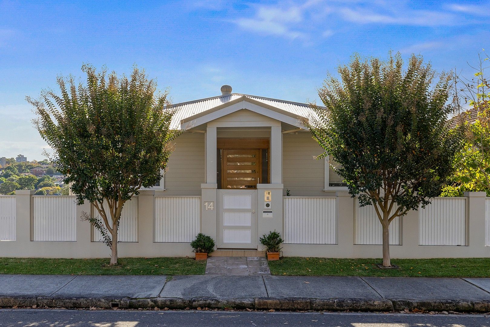 6 bedrooms House in 14 Somerset Street MOSMAN NSW, 2088