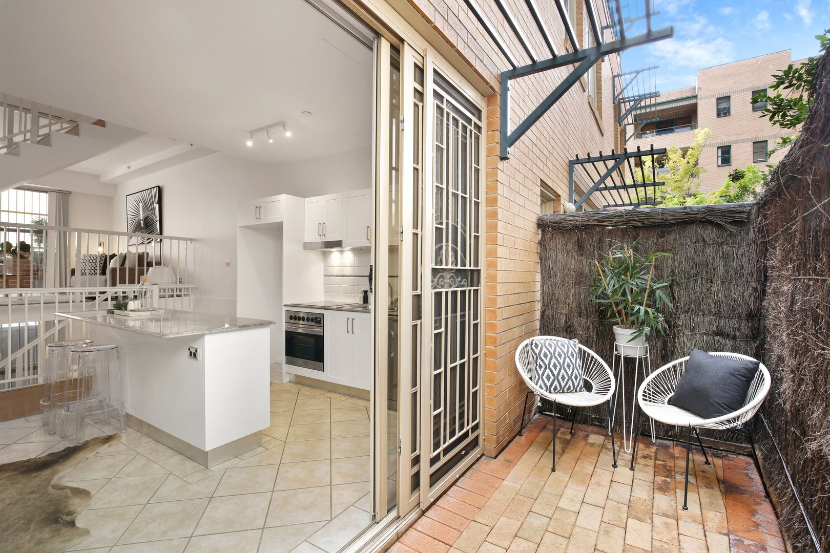 2/1 Wiley Street, Chippendale NSW 2008, Image 2