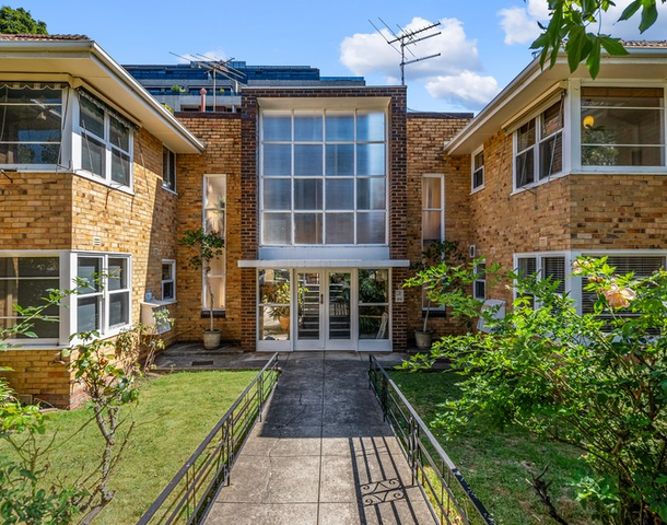 8/6 Woonsocket Court, St Kilda VIC 3182