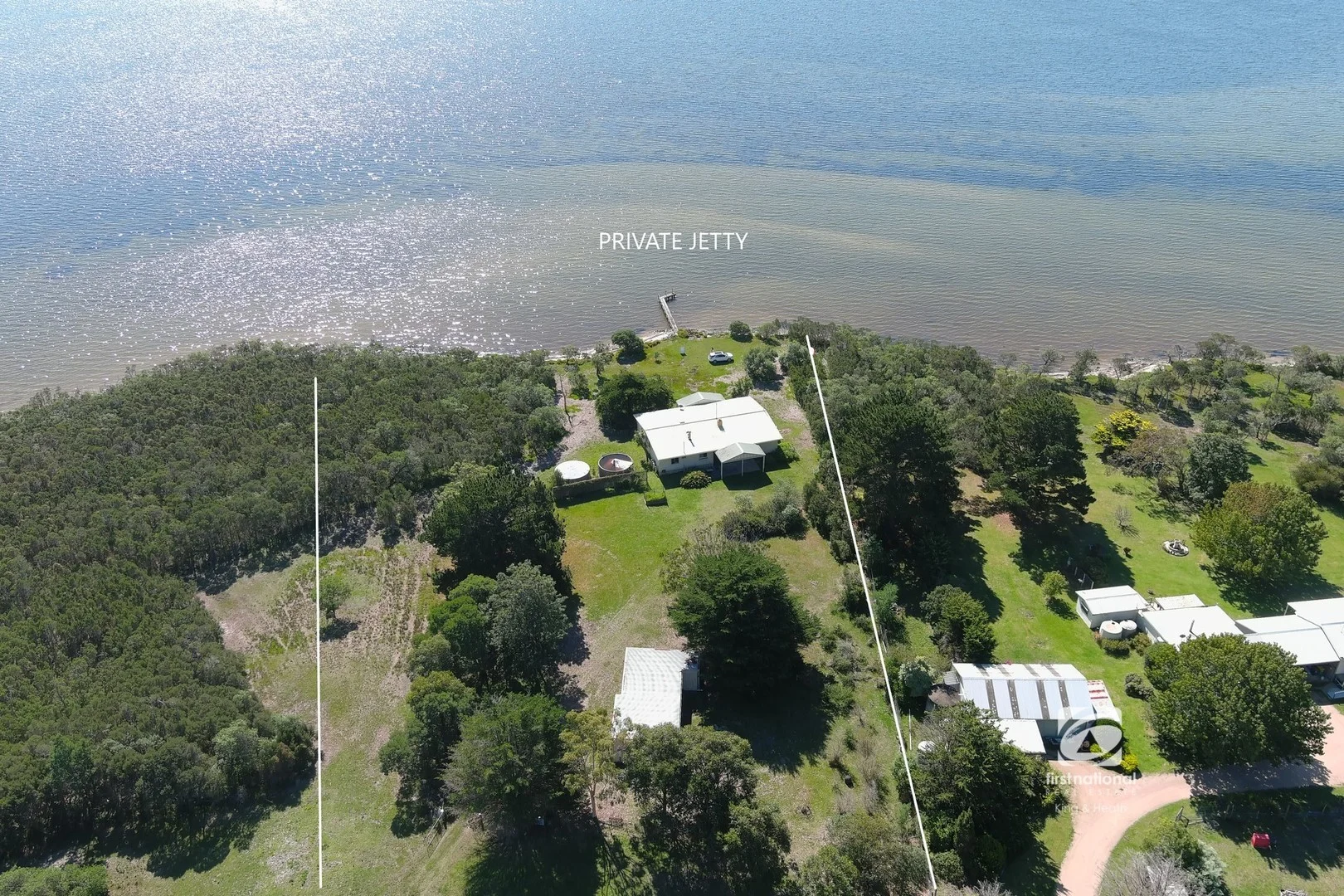 155 Gravelly Point Road, Raymond Island VIC 3880