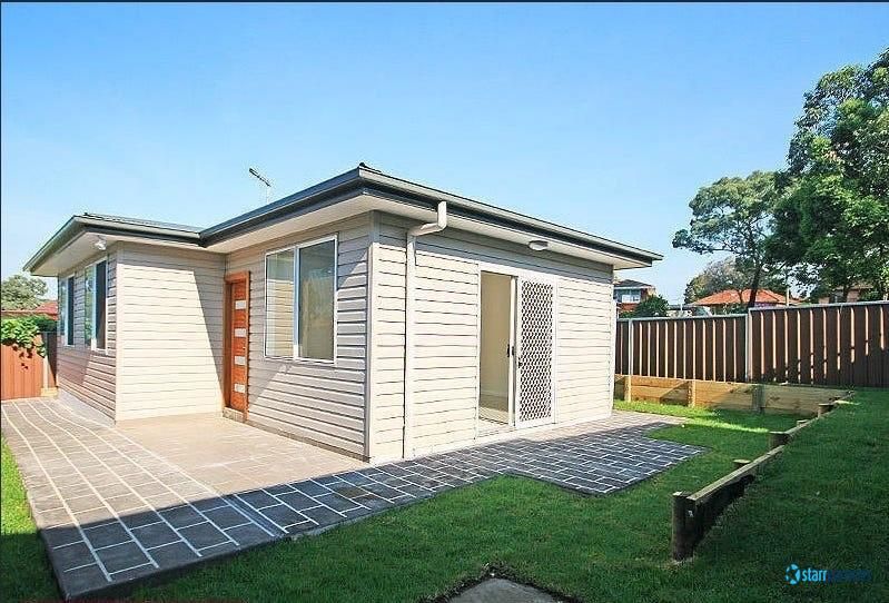 2 bedrooms House in 76A Clarence Street MERRYLANDS NSW, 2160
