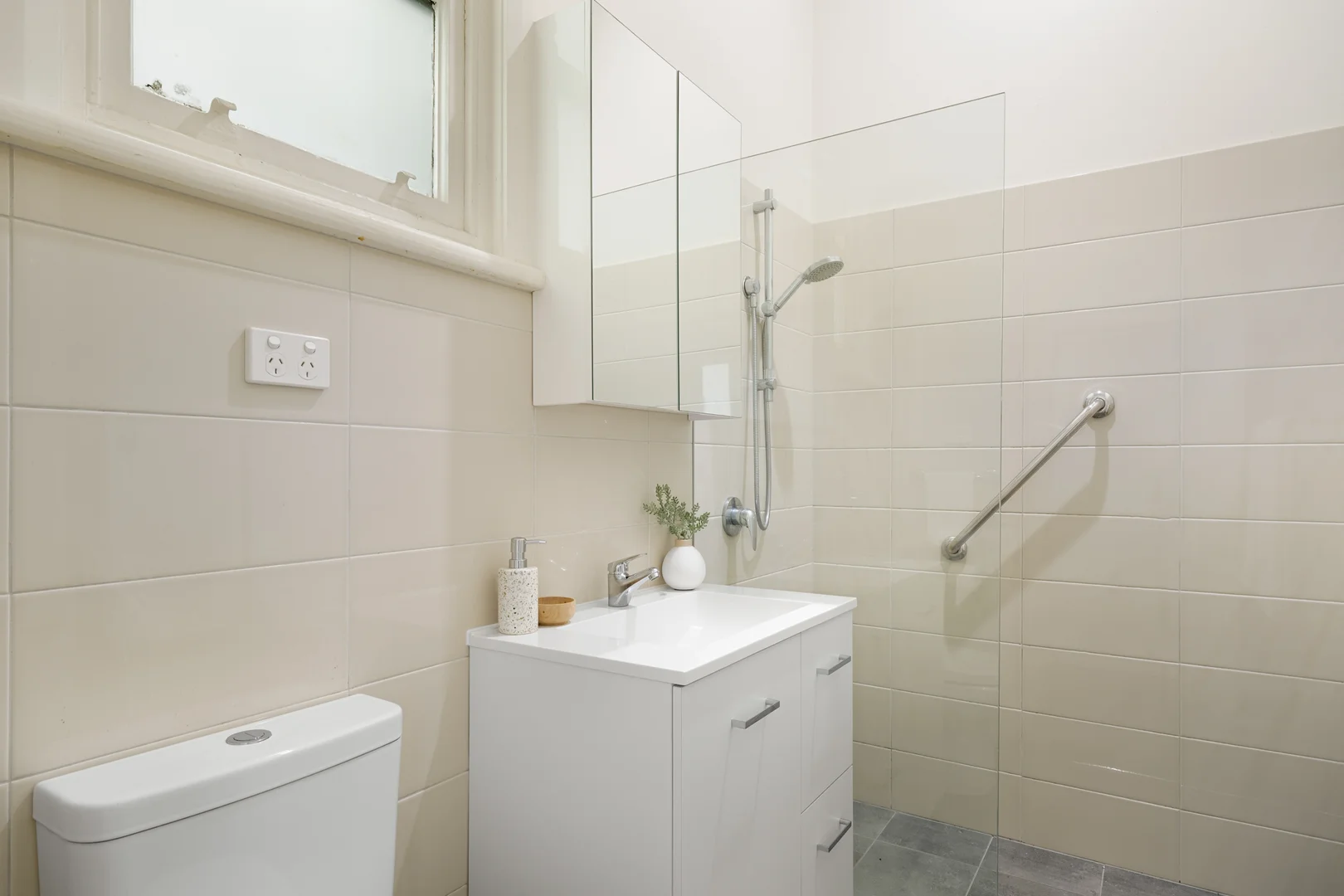 Additional image 10 of 154 & 156 Tudor Street, Hamilton NSW 2303