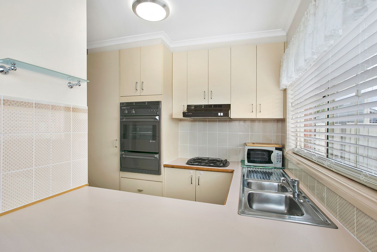 3/36 Highland Way, Leopold VIC 3224, Image 2