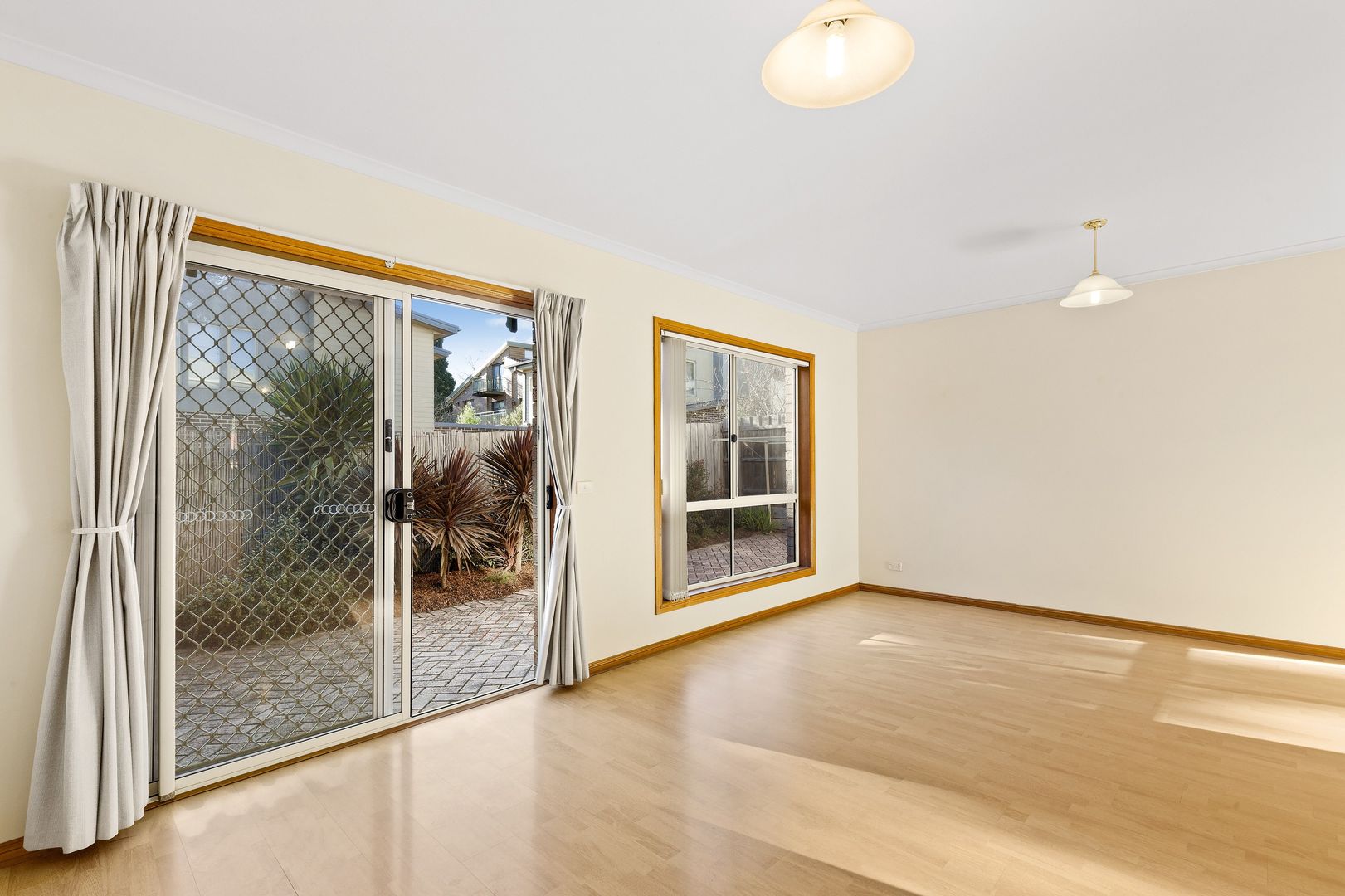 6 Railway Road, Eltham VIC 3095 House For Rent Domain