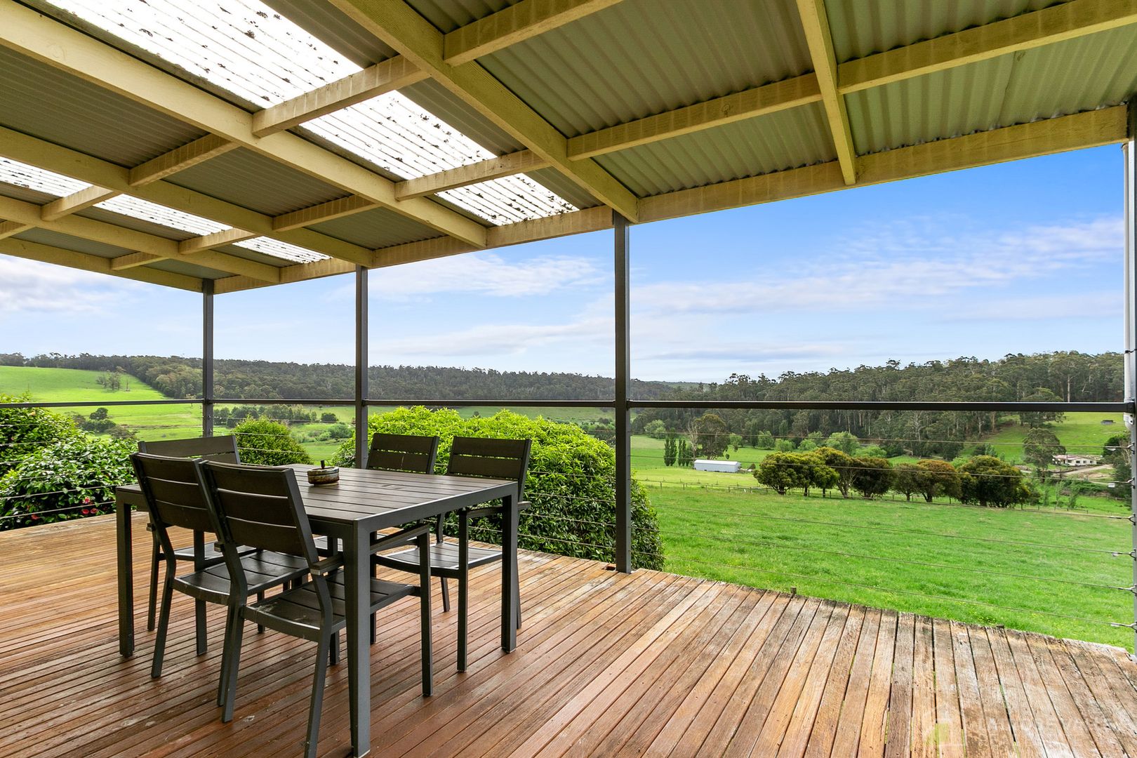 37 Clugstons Road, Gormandale VIC 3873 House for Sale 699,000