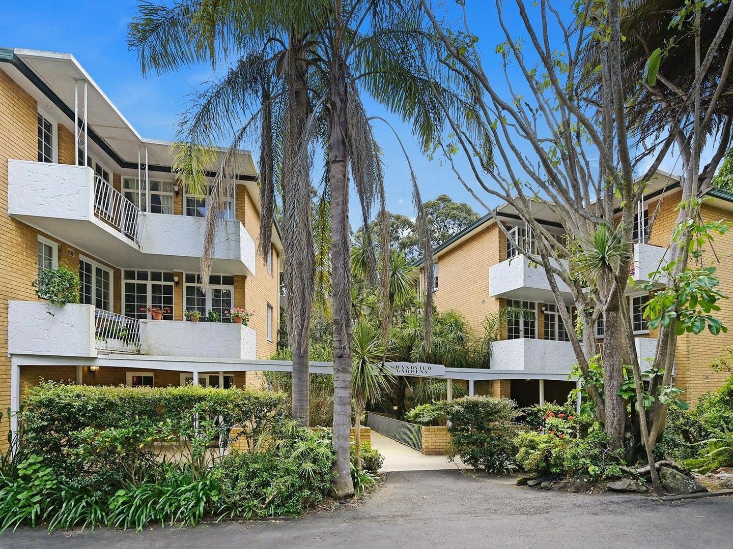 2 bedrooms Apartment / Unit / Flat in 5/49 Grandview Street PYMBLE NSW, 2073