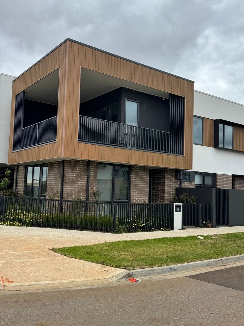 4 bedrooms Townhouse in 78 Elmhurst Avenue AINTREE VIC, 3336