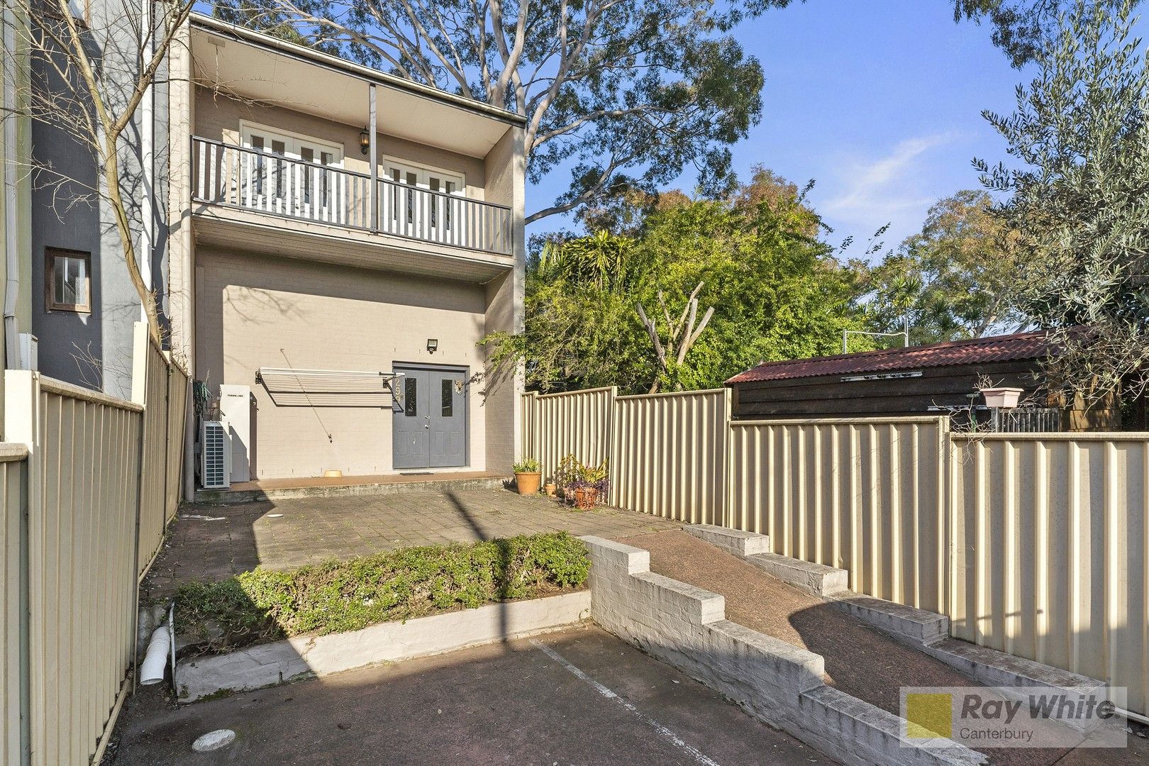 3 bedrooms Apartment / Unit / Flat in 299 Enmore Road MARRICKVILLE NSW, 2204
