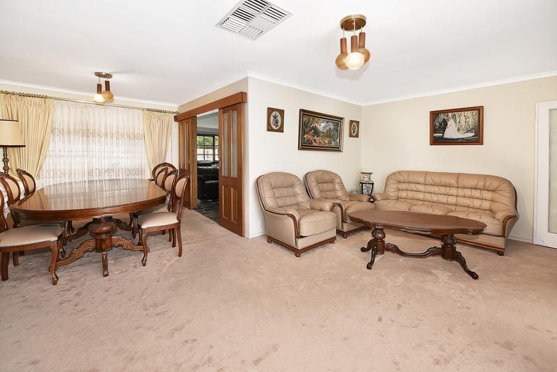 144 Lawrence Road, Mount Waverley VIC 3149, Image 1