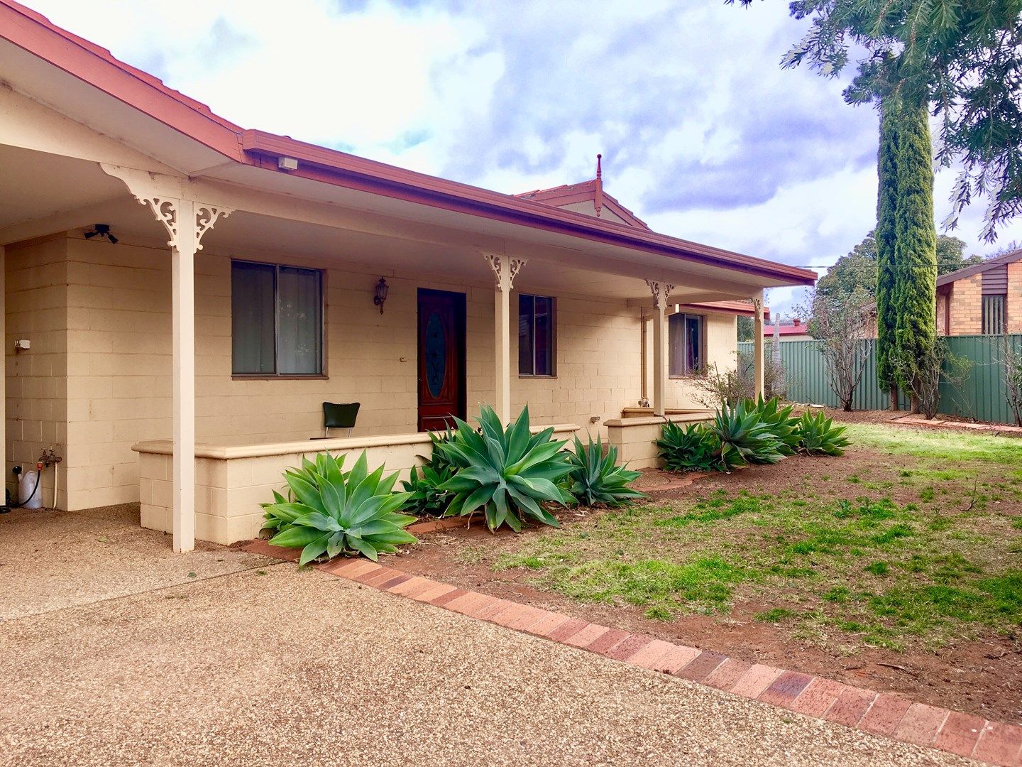 5 Duff Place, Griffith NSW 2680, Image 0