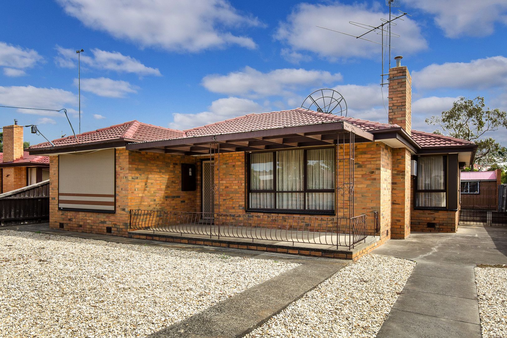 18 Rogerson Street, Avondale Heights VIC 3034, Image 2