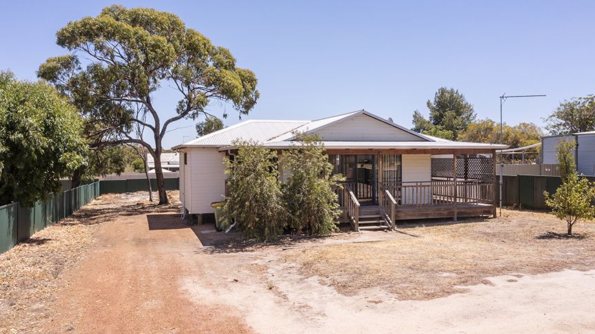 14 Raglan Street, Pingelly WA 6308, Image 0