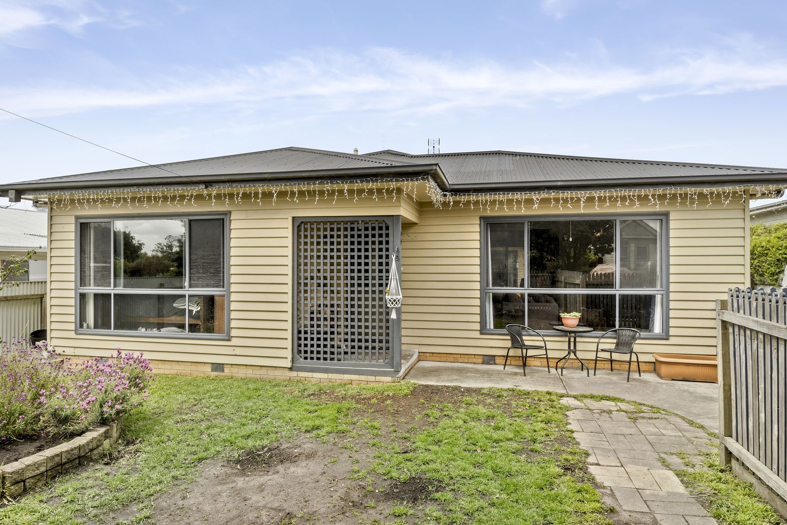 42 Chapel Street, Colac VIC 3250 Domain