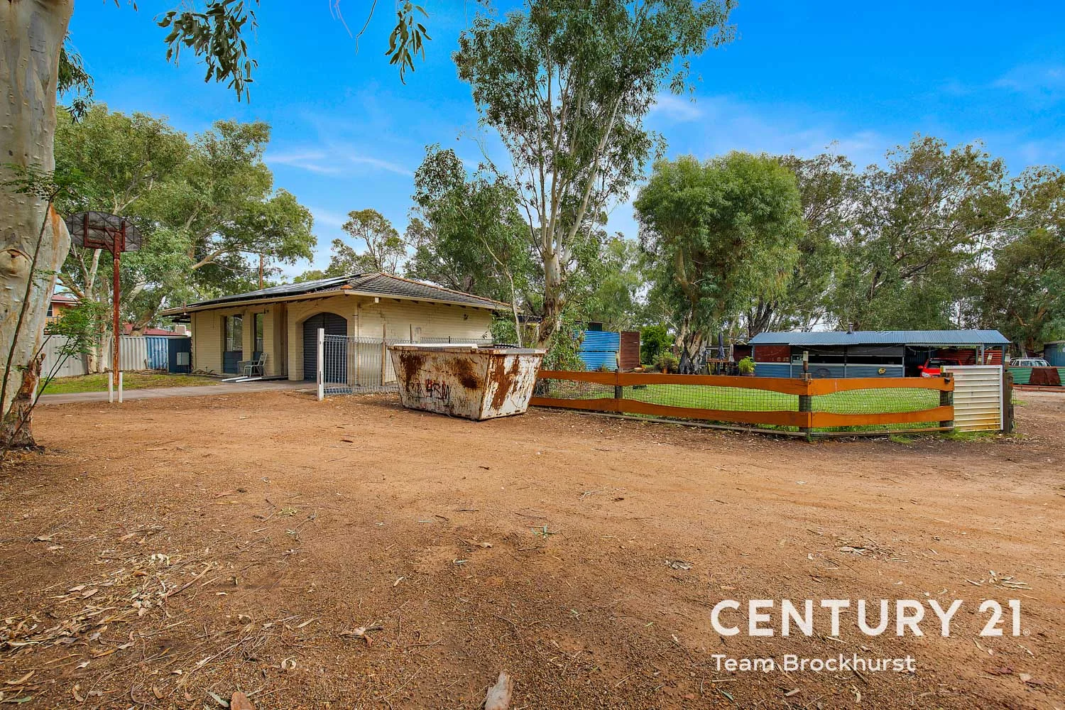 Primary image of 47 Lewis Road, Martin WA 6110