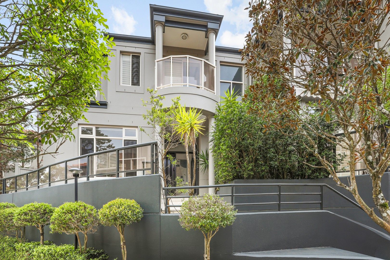 4 bedrooms Apartment / Unit / Flat in 19/17a Cooper Park Road BELLEVUE HILL NSW, 2023