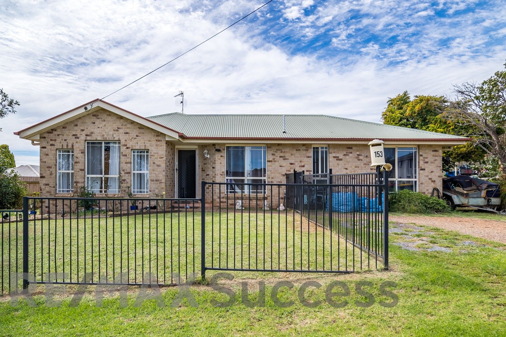 6 bedrooms House in 153 Baker Street DARLING HEIGHTS QLD, 4350