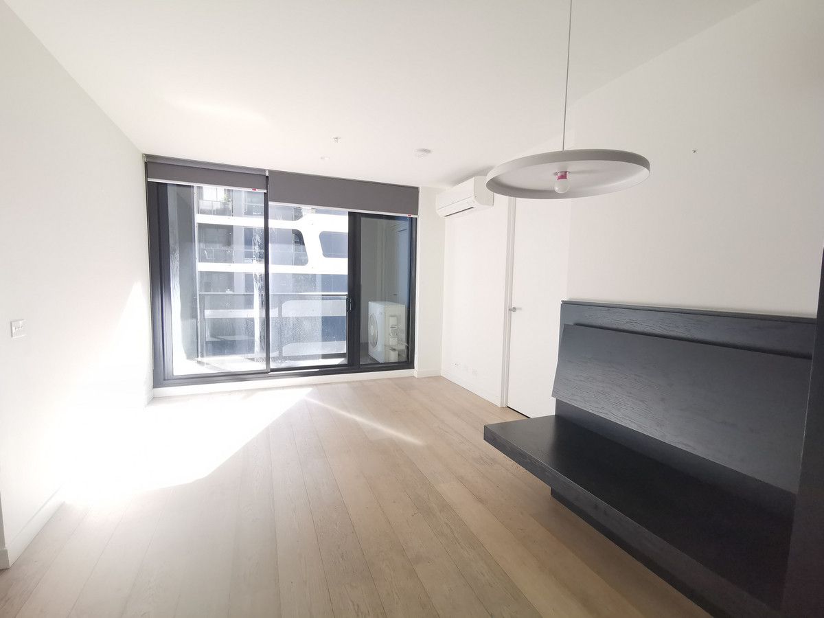 2 bedrooms Apartment / Unit / Flat in 4401/81 A'beckett Street MELBOURNE VIC, 3000